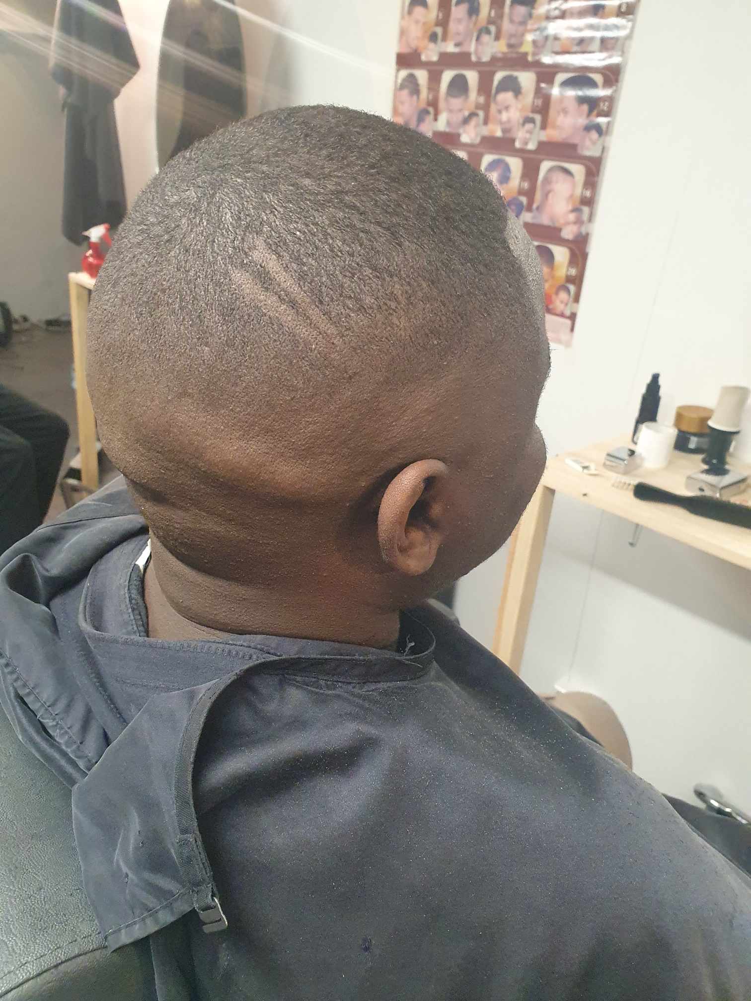 Amigo's Barbershop AS
